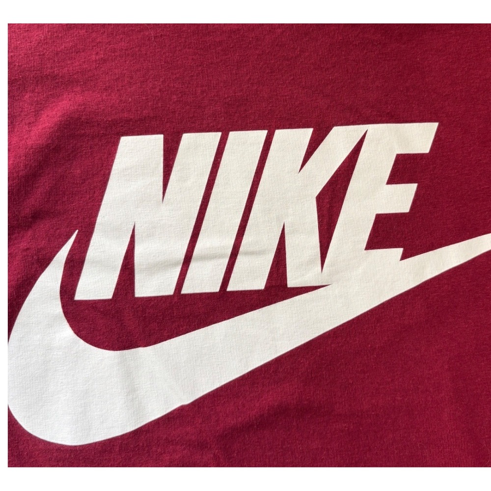 Nike Long Sleeve T-Shirt Mens M Burgundy Red Graphic Logo Good Preowned
